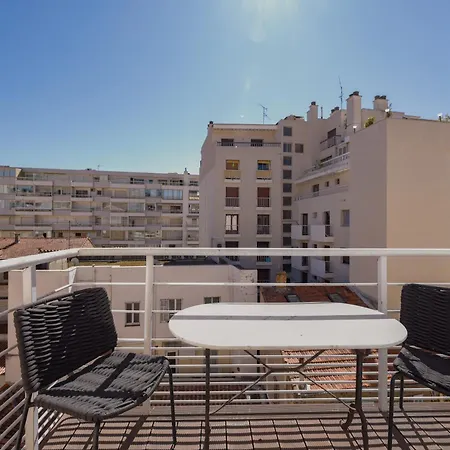 Διαμέρισμα 2 Bedroom In Centre: Santiago Κάννες